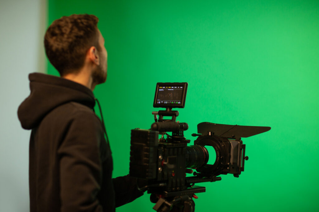 Equipo técnico especializado en grabación y producción audiovisual para eventos Grabación con camarógrafo profesional Santiago Chile - Streaming eventos y shows